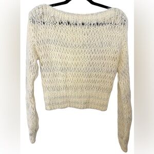 White Silver Mohair Knit Sweater Women’s Open Weave Boat Neck 70s 80s Vintage
